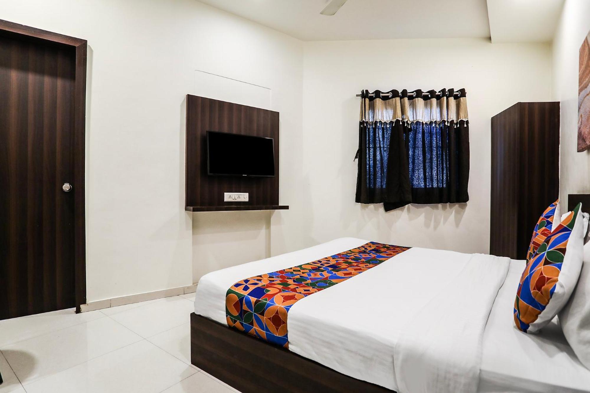 Fabhotel Sk Rajkot Exterior foto